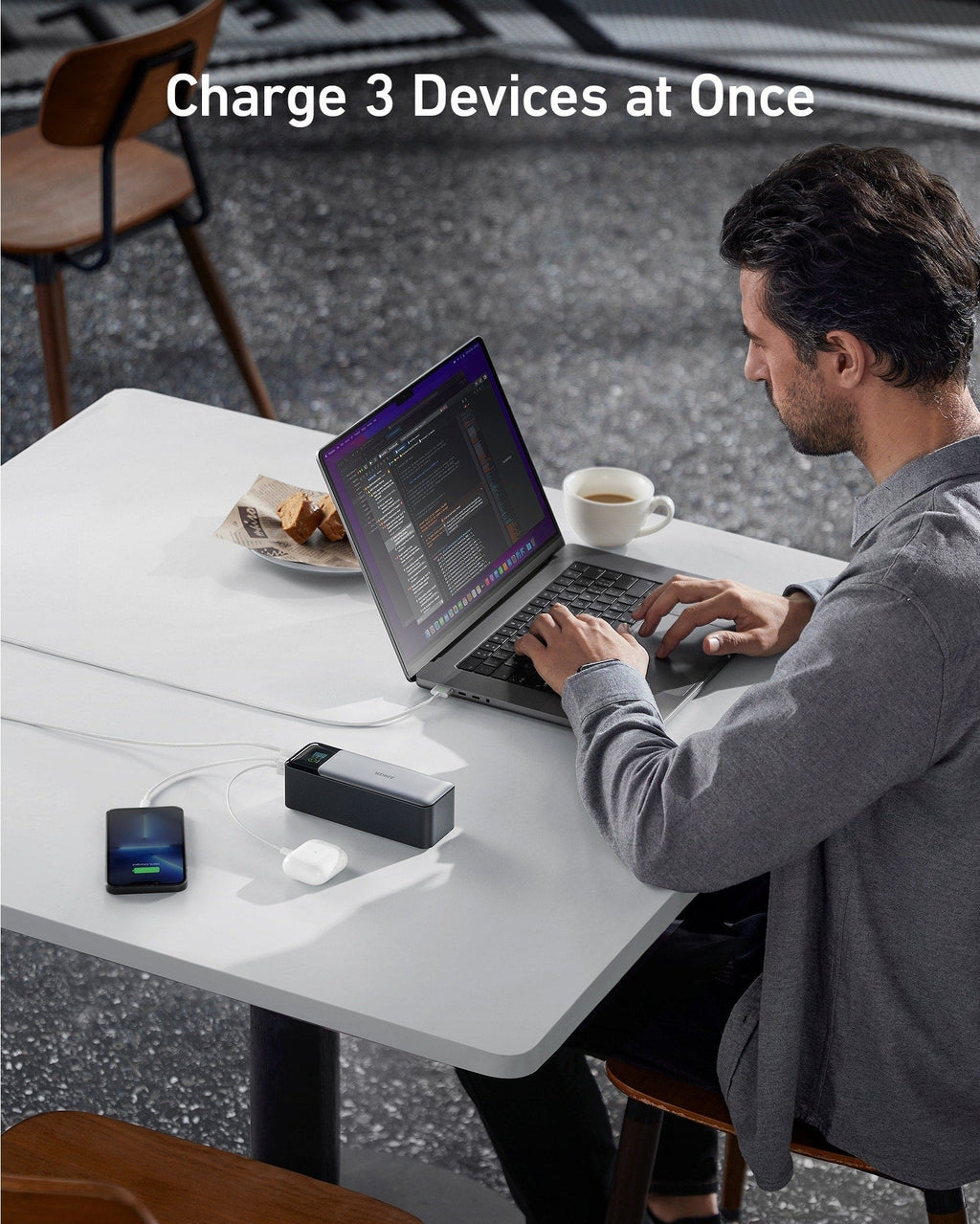 Anker 737 Power Bank – 24,000mAh, 140W USB-C